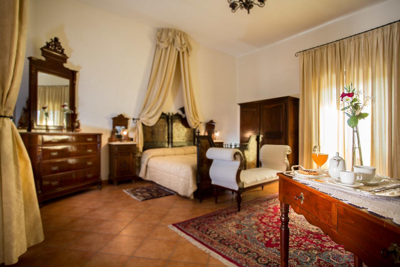 Castello Di Altomonte Hotel Exterior photo