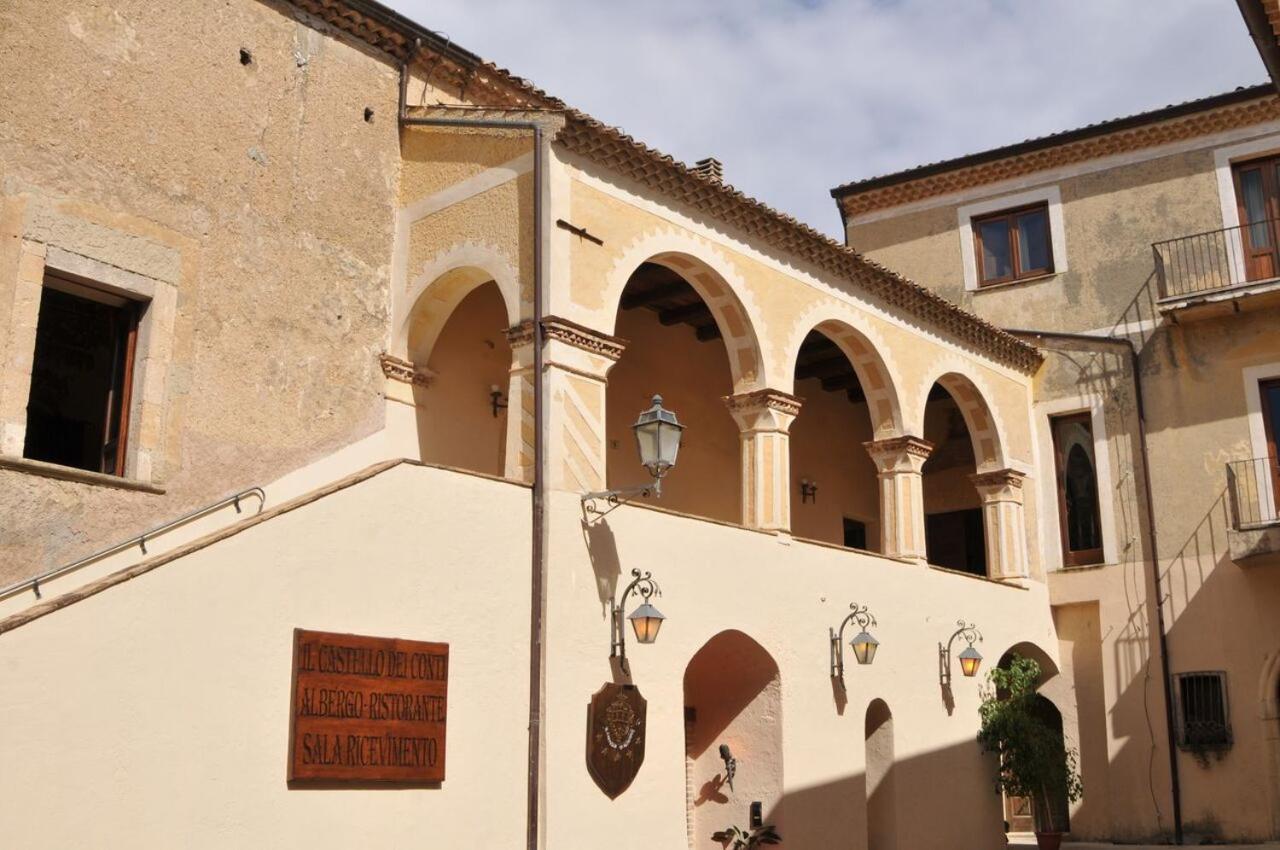Castello Di Altomonte Hotel Exterior photo